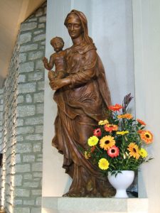 Statue of the Virgin Mary, chapel of St Emerentiana